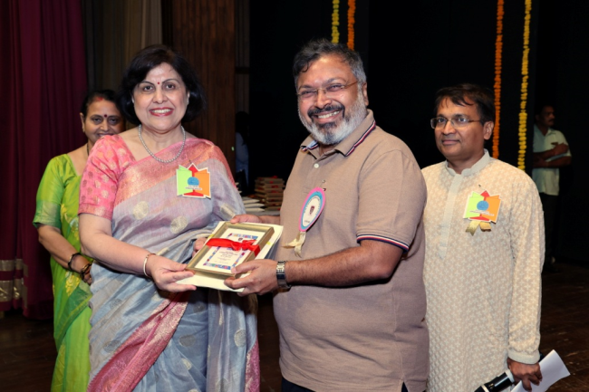 Literature Conclave, Mumbai Chapter